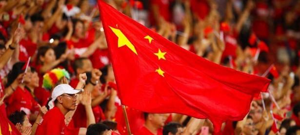 乐鱼体育平台-足坛新星表现抢眼，球探队伍加紧观察招揽的简单介绍