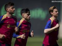 乐鱼体育官方-足球比赛决出胜负，球员表现获得认可