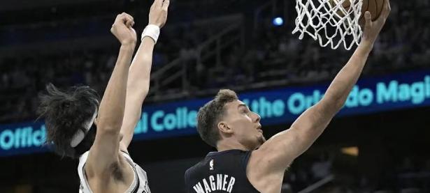 乐鱼体育官网app-篮网客场胜出，贾里·艾伦全场最佳表现，砍下24分的简单介绍