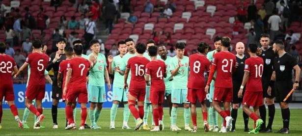 乐鱼体育亚洲官网-亚洲足球盛事引发球迷狂热，助力国内足球发展的简单介绍