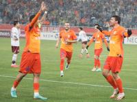 乐鱼体育电竞-重磅足球新闻震惊球迷，引发争议