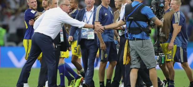 乐鱼体育平台-凭借一波深圳队，欧洲杯成功绝杀，现场教练席炸锅