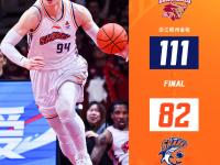 乐鱼体育app下载-上海男篮不敌山西队，遗憾止步八强的简单介绍