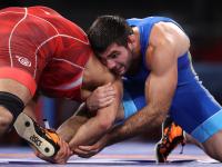 乐鱼体育中国官网-比赛拼抢激烈，球员身体素质优势显著