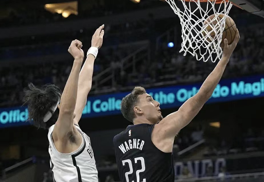 篮网客场胜出,贾里·艾伦全场最佳表现,砍下24分的简单介绍 篮网客场胜出,贾里·艾伦全场最佳表现,砍下24分的简单介绍