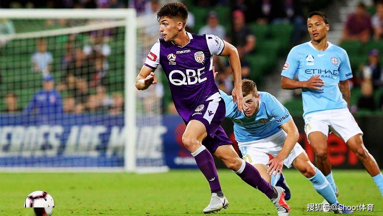 包含斯特拉斯堡中场进攻缓慢，防线难以保护的词条