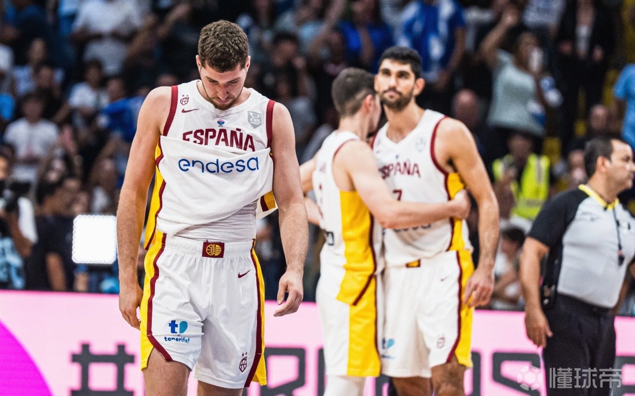 欧洲杯篮球赛事：西班牙男篮战胜俄罗斯取得胜利的简单介绍