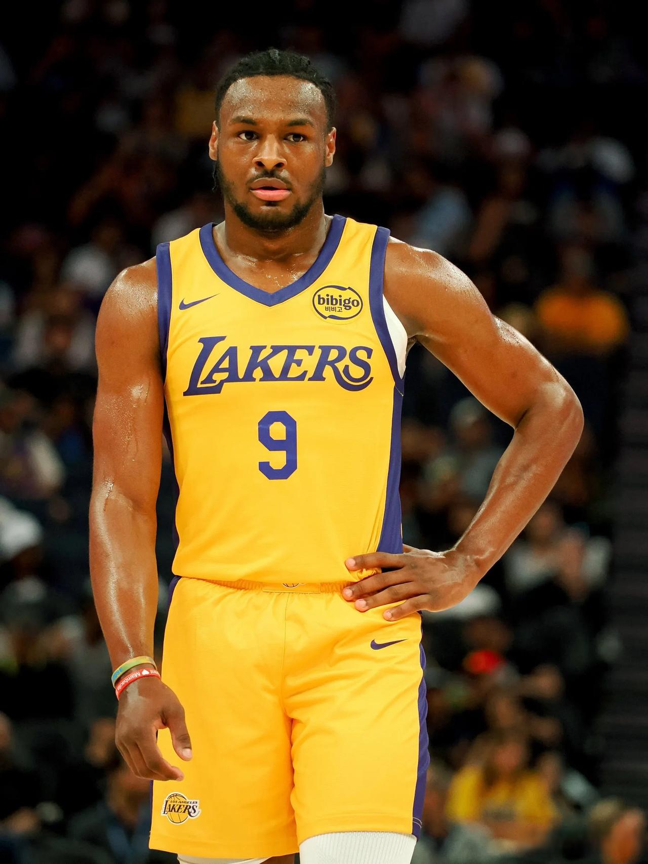 湖人告急！主场负于爵士，遭遇三连败的简单介绍