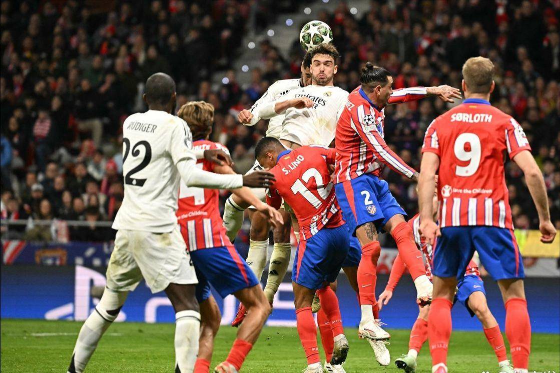 关于拜仁大胜皇马，豪取欧冠八强席位的信息