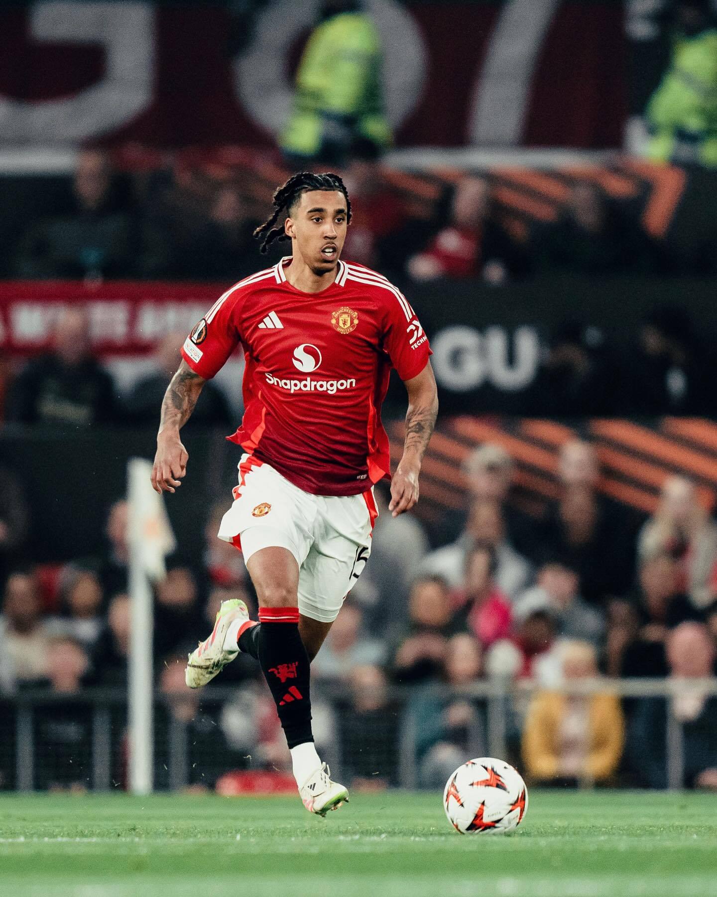 曼联惨败，欧冠形势岌岌可危