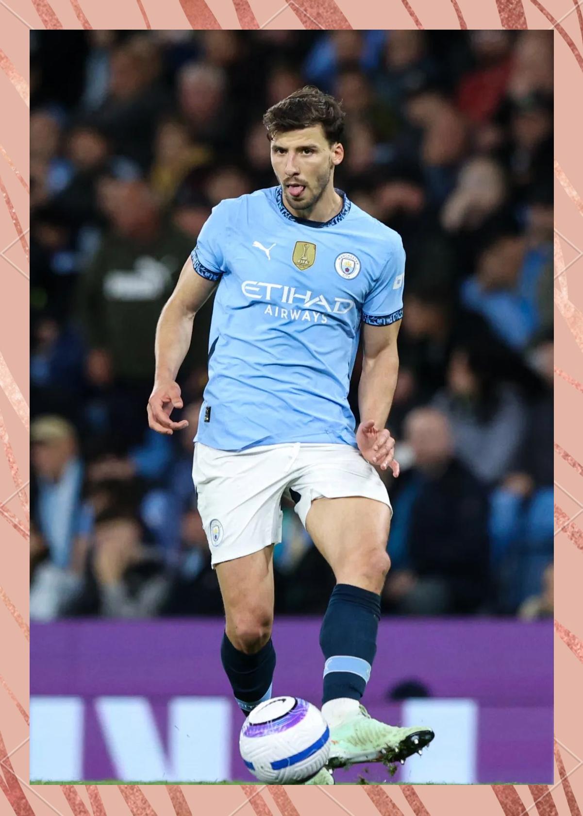 曼城球员互相激励,豪取胜利 曼城球员互相激励,豪取胜利