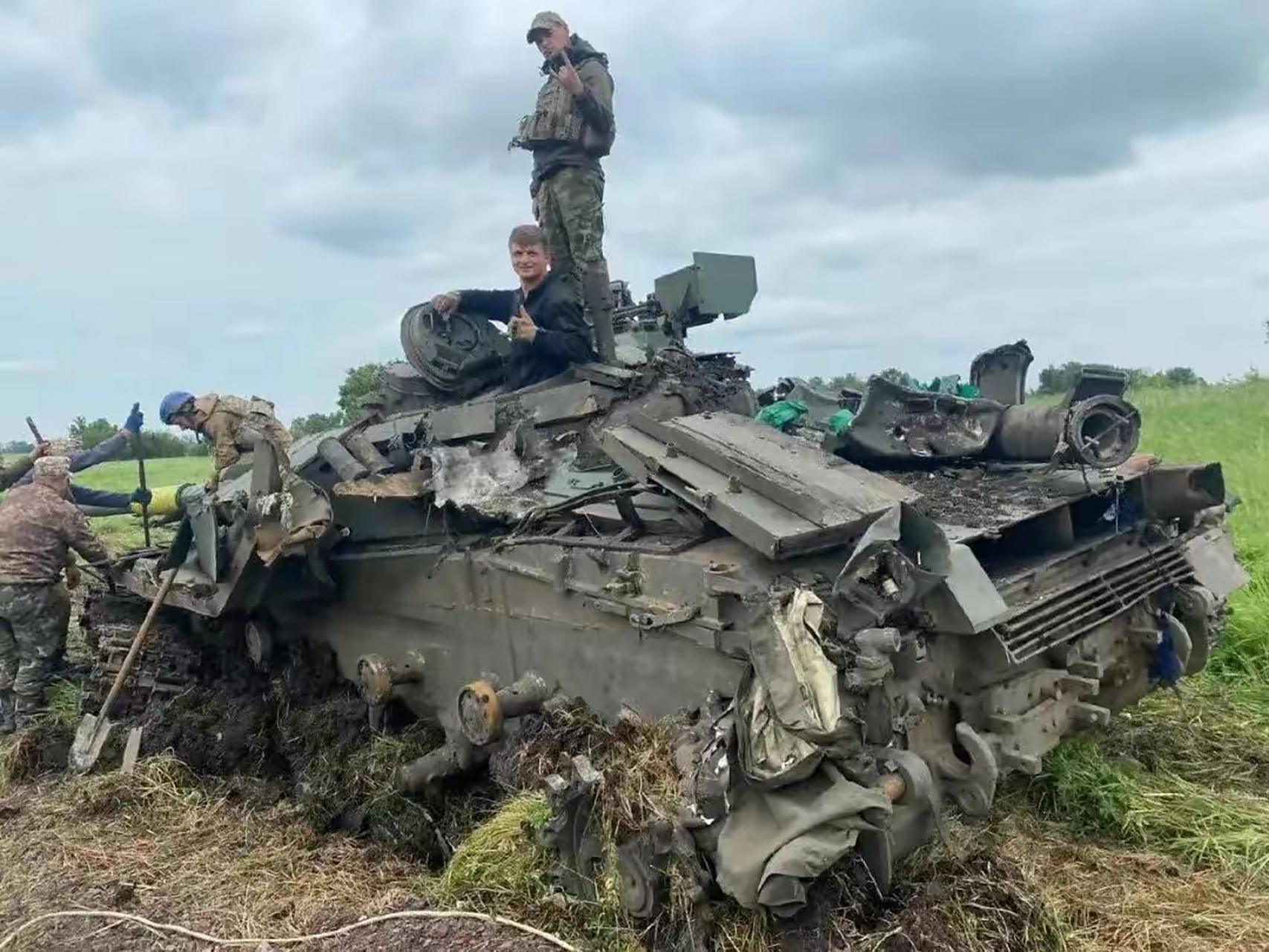 乌克兰队在预选赛中稳扎稳打击败对手