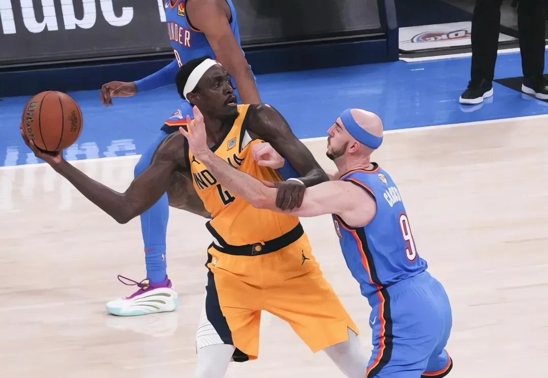 关于雷霆球员连续受伤，教练组应对危机的信息