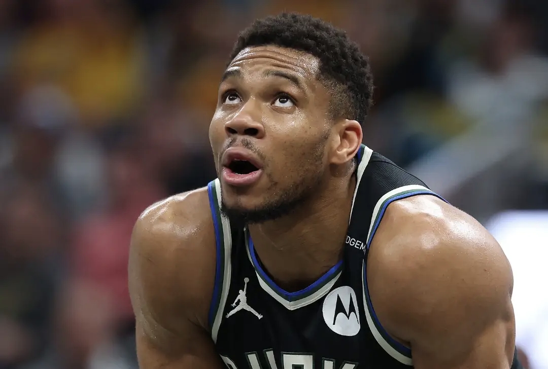 雄鹿队晋级季后赛，球队士气高涨