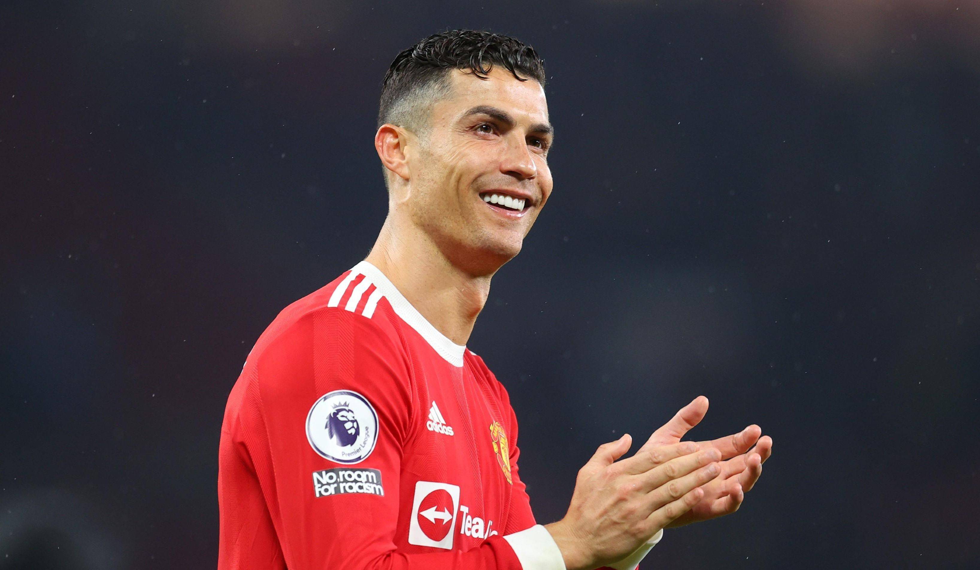 包含C罗39岁宣布留守尤文:续约三年,为荣誉不懈奋斗的词条 包含C罗39岁宣布留守尤文:续约三年,为荣誉不懈奋斗的词条