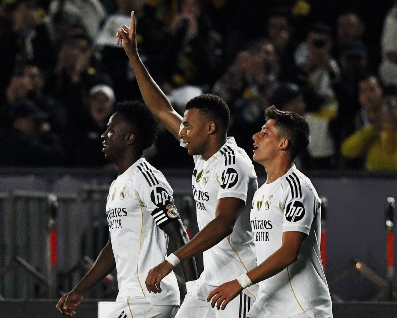 关于皇家马德里士气高涨迎接欧洲劲旅的信息