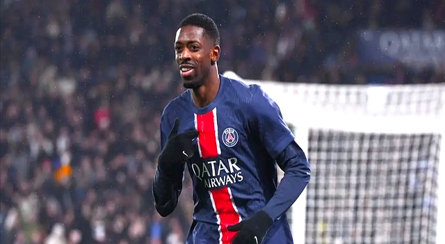 巴黎圣日耳曼豪取十连胜，霸气登顶