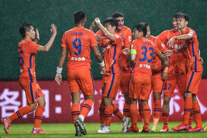 关于河南嵩山龙门终结连败，主场战胜山东泰山的信息